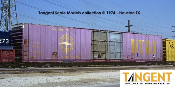 SOLD OUT: Detroit, Toledo & Ironton (DTI) "Delivery 1970 Magenta" Greenville 86' Double Plug Door Box Car - Image 11