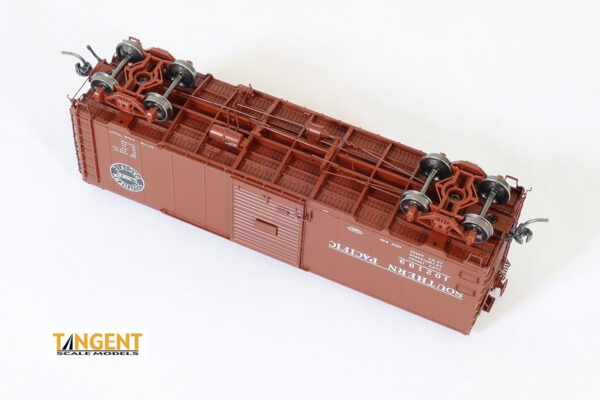 Southern Pacific (SP) Brown B-50-28 "Delivery 1950+" Pullman Standard 40' Boxcar w/ 7' Door - Image 7