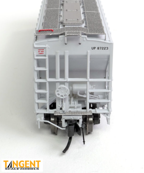 N Scale Union Pacific (UP) "Delivery Gray 10-1993" Trinity Industries Inc 4750CuFt Covered Hopper - Image 4
