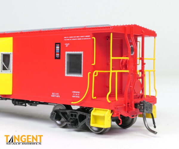 SOLD OUT: Southern (SOU) Local Service "Original 1971" Southern Railway Gantt Manufacturing Company Bay Window Caboose - Image 10